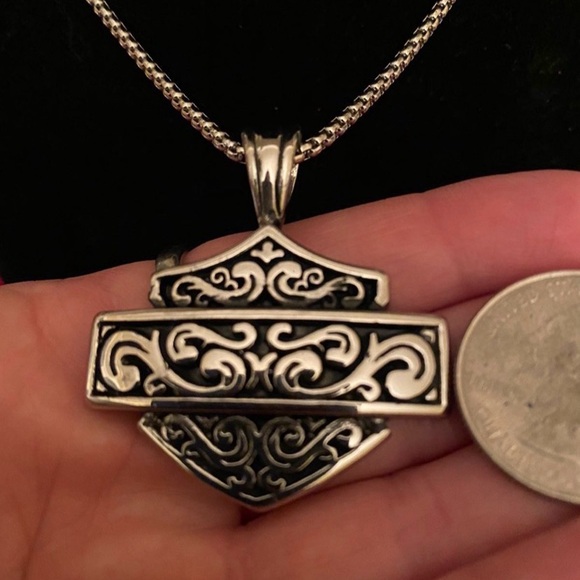 Harley-Davidson Silver Necklace Valentines - Picture 5 of 6